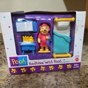 Mattel Winnie the Pooh Set Bedtime With Pooh Collectible Figure Set - NIB
